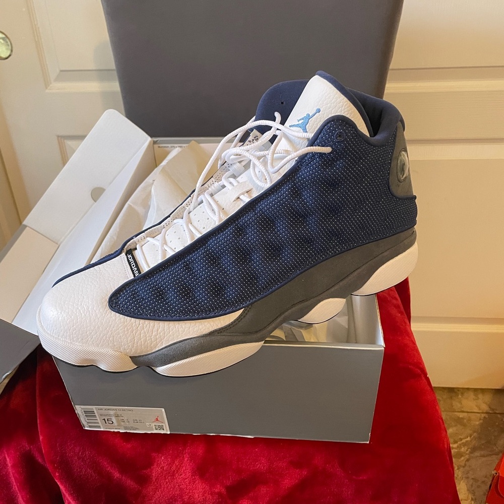 Jordan Sneakers - White and Navy